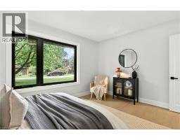 371 ROBINA Road - 28
