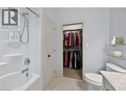 6 SOUTHWOOD Crescent - 21