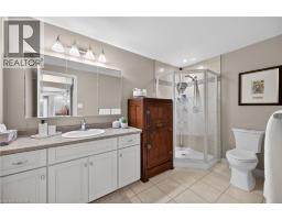 6 SOUTHWOOD Crescent - 35