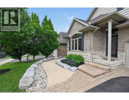 6 SOUTHWOOD Crescent - 4