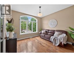 6 SOUTHWOOD Crescent - 6