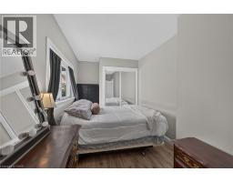220 PALING Avenue - 21