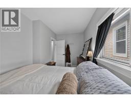 220 PALING Avenue - 22