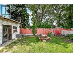 220 PALING Avenue - 33