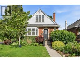 153 PARKVIEW Drive - 1