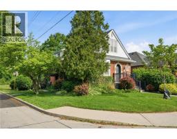 153 PARKVIEW Drive - 3