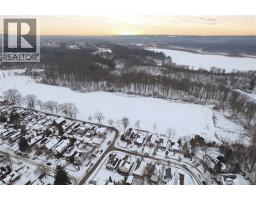 153 PARKVIEW Drive - 50