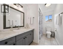 325 TAIT Crescent - 18