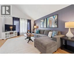 325 TAIT Crescent - 6