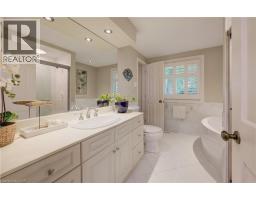 31 BLACKFRIARS Place - 25