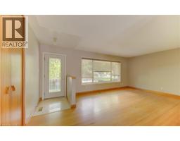 209 DIXIE Crescent - 4