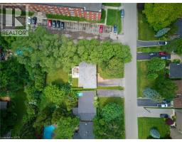 320 RIVER SIDE Drive - 5