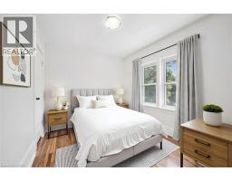 38 STIRLING Avenue N - 11