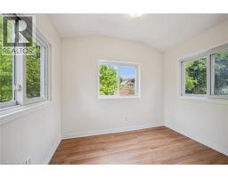 38 STIRLING Avenue N - 14