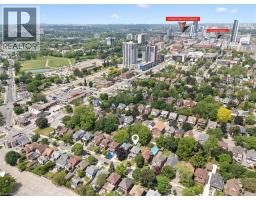 38 STIRLING Avenue N - 28