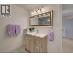 23 STONEMAN Court - 33