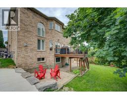 23 STONEMAN Court - 40