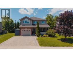 91 ANDREWS Drive - 33