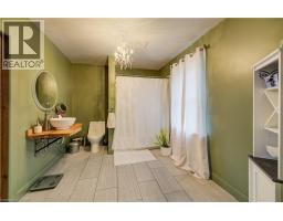 110 BROCK Street - 27