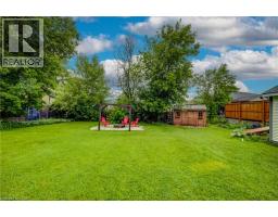 110 BROCK Street - 39