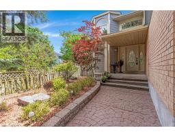 8 CHARLTON Place - 2