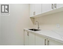 123 MAURICE Drive UnitNo. 201 - 10