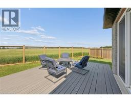 10 SPARROW Crescent - 39