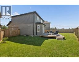 10 SPARROW Crescent - 41
