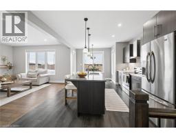 10 SPARROW Crescent - 9