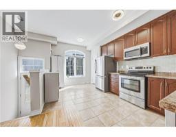 181 W PLAINS Road W UnitNo. 14 - 8