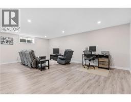 270 KROTZ Street W - 29