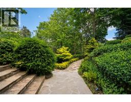 5052 LAKESHORE Road - 33