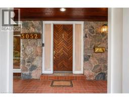 5052 LAKESHORE Road - 6