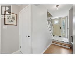 6 DARLINGTON Drive - 18