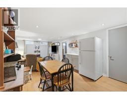 6 DARLINGTON Drive - 32