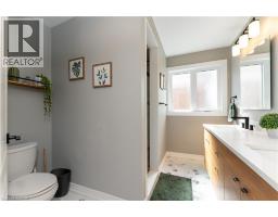 46 HARNESWORTH Crescent - 27