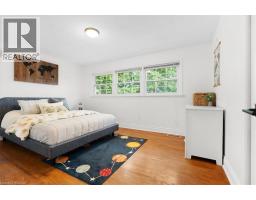 17 HIGHLAND Crescent - 23