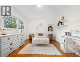 17 HIGHLAND Crescent - 29