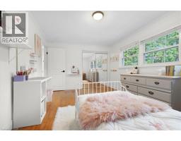 17 HIGHLAND Crescent - 30