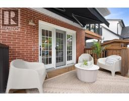 17 HIGHLAND Crescent - 41