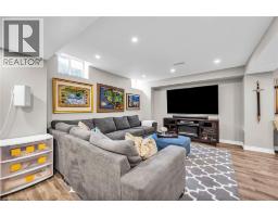 103 MACBEAN Crescent - 41