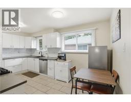 147 MANNING Avenue - 9