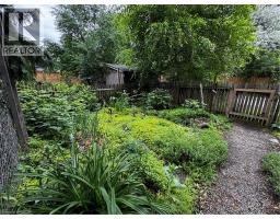 83 LOUISA Street - 13