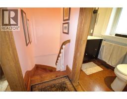 83 LOUISA Street - 25