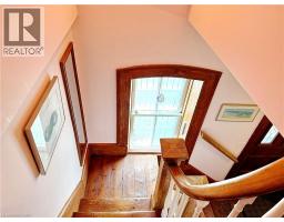83 LOUISA Street - 26