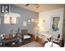83 LOUISA Street - 31