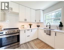 93 BARNES Avenue - 13