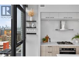 41 DOVERCOURT Road UnitNo. PH1001 - 14