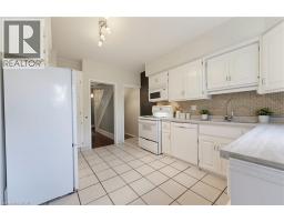 85 BARRIE Street - 11