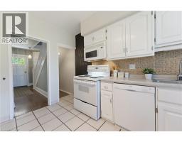 85 BARRIE Street - 13